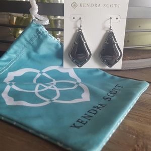 Kendra Scott Alex earrings NWT